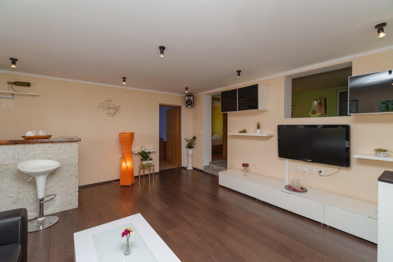 Apartment Sarar Crikvenica Kültér fotó