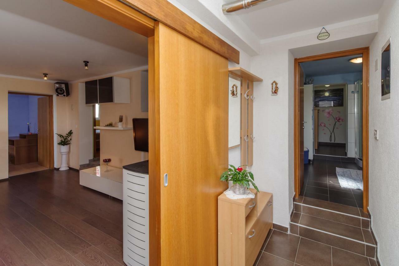 Apartment Sarar Crikvenica Kültér fotó